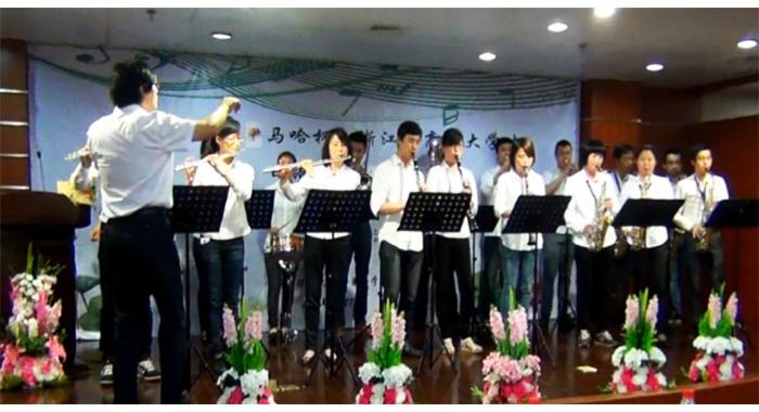 “果博杯”浙江省大学生日语演讲比赛—日本流行歌曲进行的中日国际文化交流