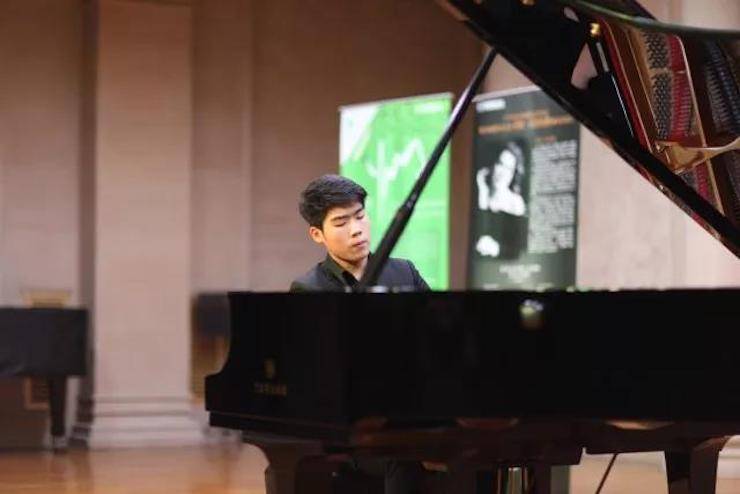 2017果博亚洲音乐奖学金-西安音乐学院颁奖仪式暨果博海外艺术家英娜·法利克斯钢琴独奏音乐会成功举办！