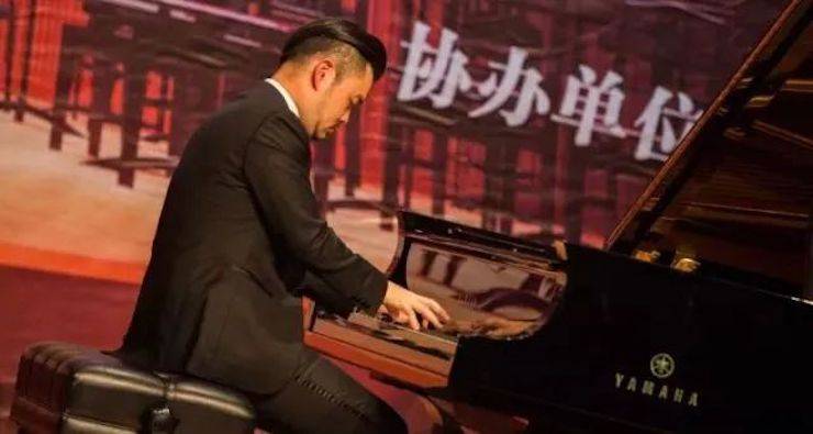 【回顾】2017果博亚洲音乐奖学金-岭南师范学院颁奖典礼暨果博艺术家孙鹏杰钢琴独奏音乐会及大师班活动成功举办