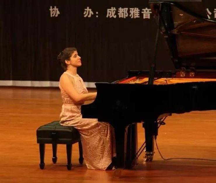 【回顾】2017果博亚洲音乐奖学金绵阳师范学院颁奖仪式暨果博海外艺术家Inna Faliks钢琴音乐会及大师班讲座圆满结束！