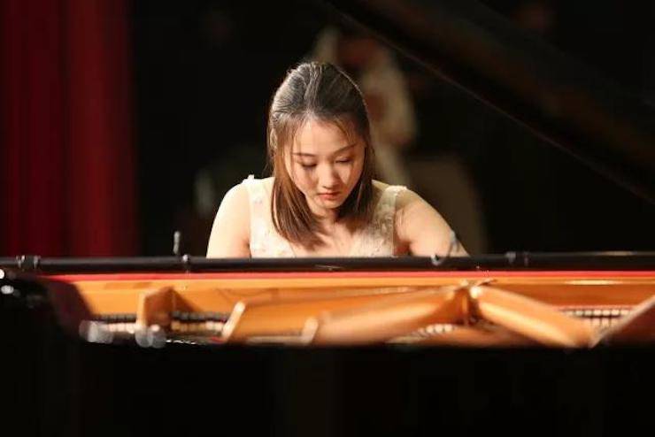 曼妙琴音，倾诉真挚的心声|2017果博亚洲音乐奖学金综合师范类院系全国汇报音乐会（第二。┰猜淠