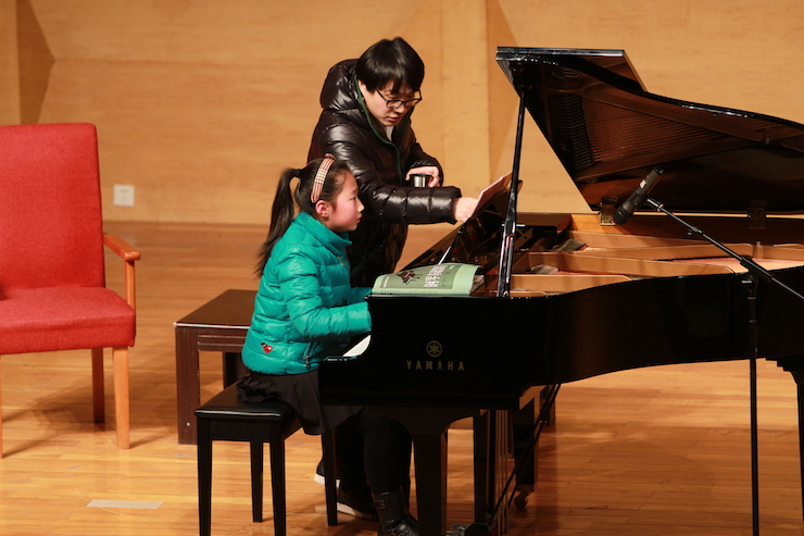 【精彩演奏视频】果博艺术家宋思衡连云港市首场多媒体音乐会成功举办
