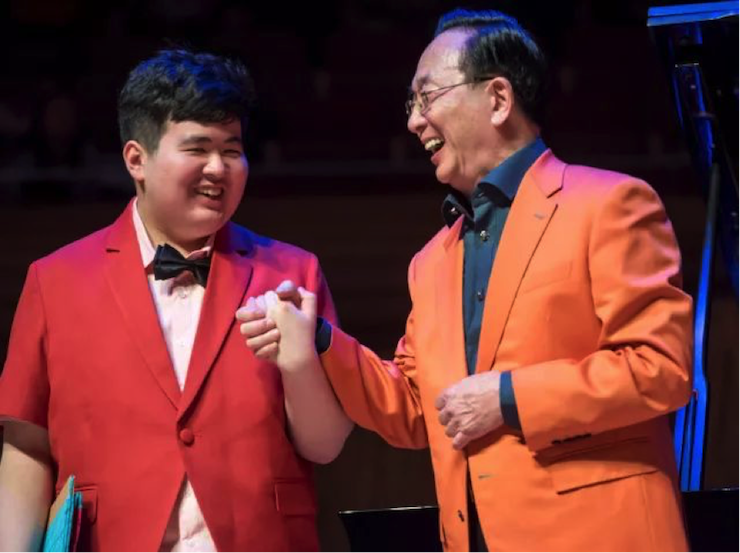 世界自闭症日，果博未来艺术家刘明康与他的朋友们温情奏响“音乐与梦想”慈善音乐会