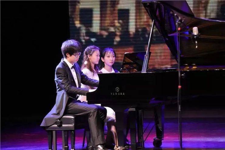 徐子松、于嘉艺