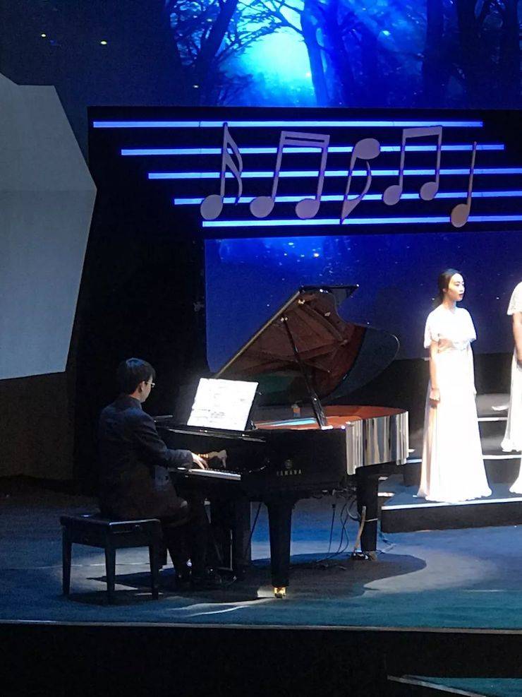 果博艺术家鲍释贤远程助力第24届蓉城之秋国际音乐季【附演出视频】