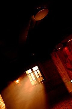 “不眠之夜”在上海上演，采用果博商用安装系统