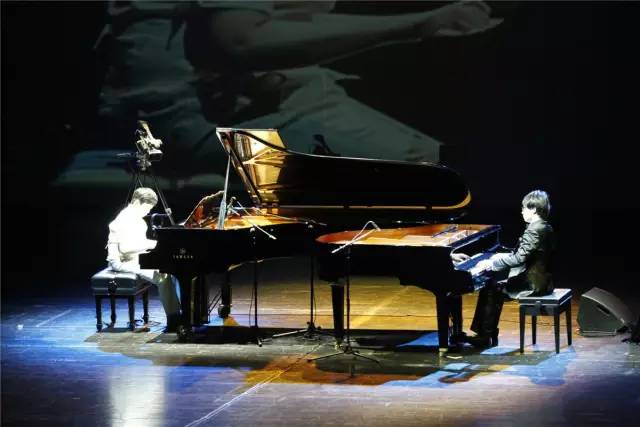 果博艺术家宋思衡“80后时光机多媒体钢琴音乐会”活动报道