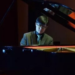 【回顾】2017呼和浩特民族学院首届民族音乐节暨果博艺术家孙梅庭钢琴独奏音乐会圆满落幕